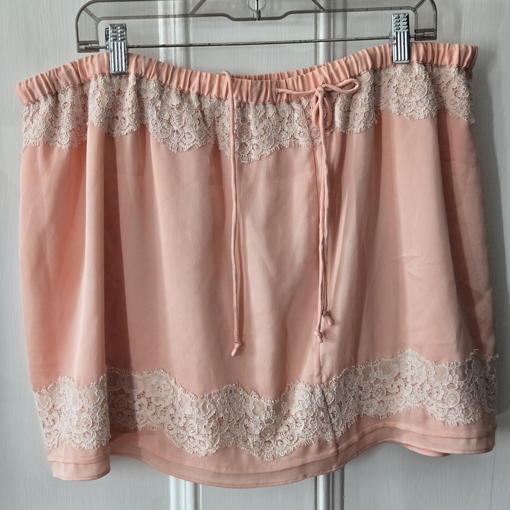 Banana Republic Peach Garment